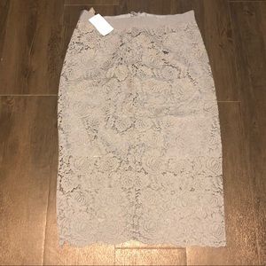 MIDI BLUE LACE SKIRT